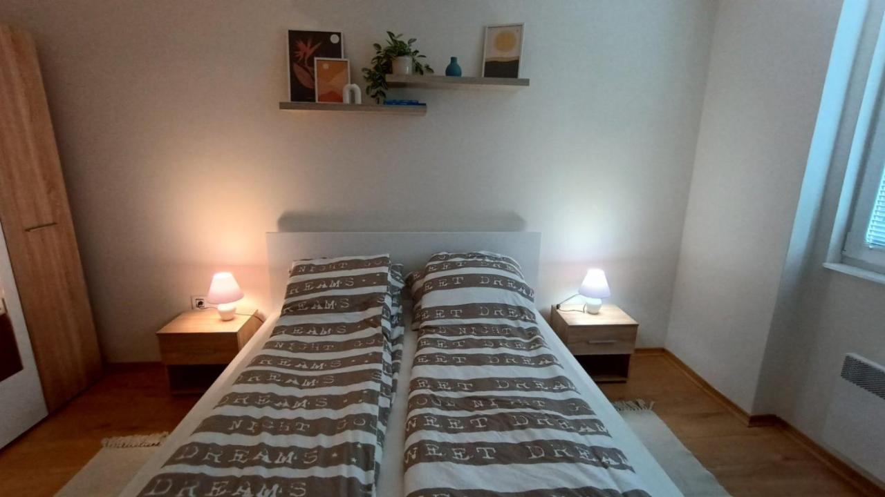 Apartman Taca 苏博蒂察 外观 照片